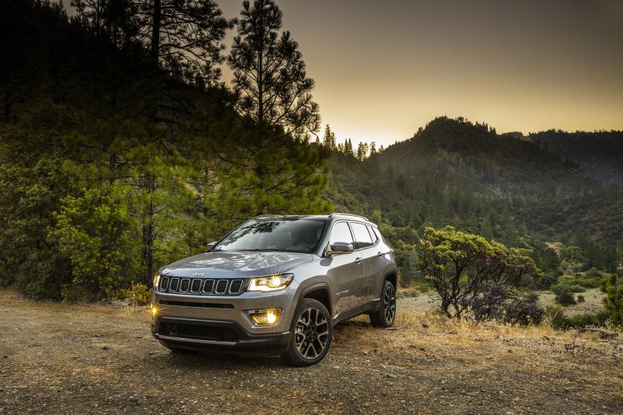  Jeep Compass Limited 2017 года  (NA) (фото 55 из 62)